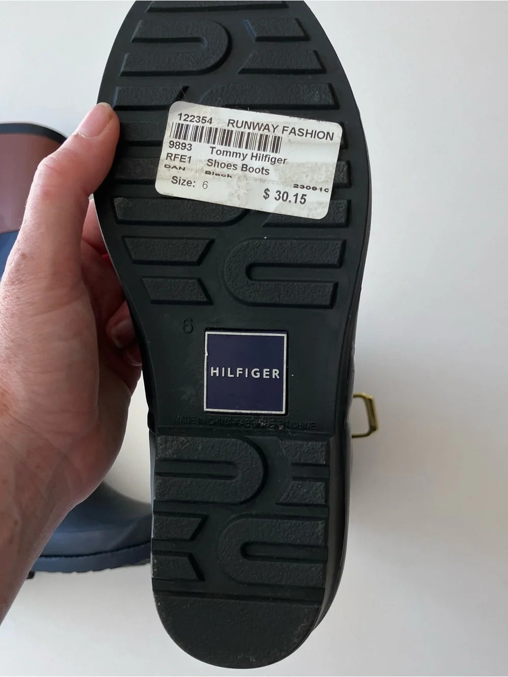 Tommy Hilfiger women’s size 6 rain boots riding boot styled